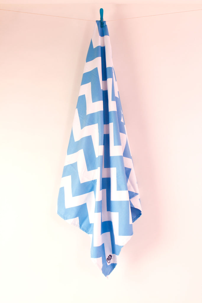Beach & Travel Microfibre Towel - RobertandSon
